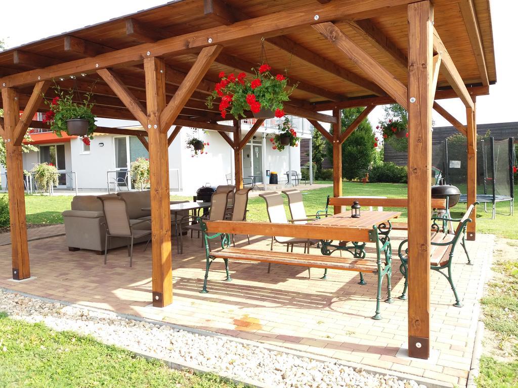 Vila Moravia Pasohlavky Ngoại thất bức ảnh
